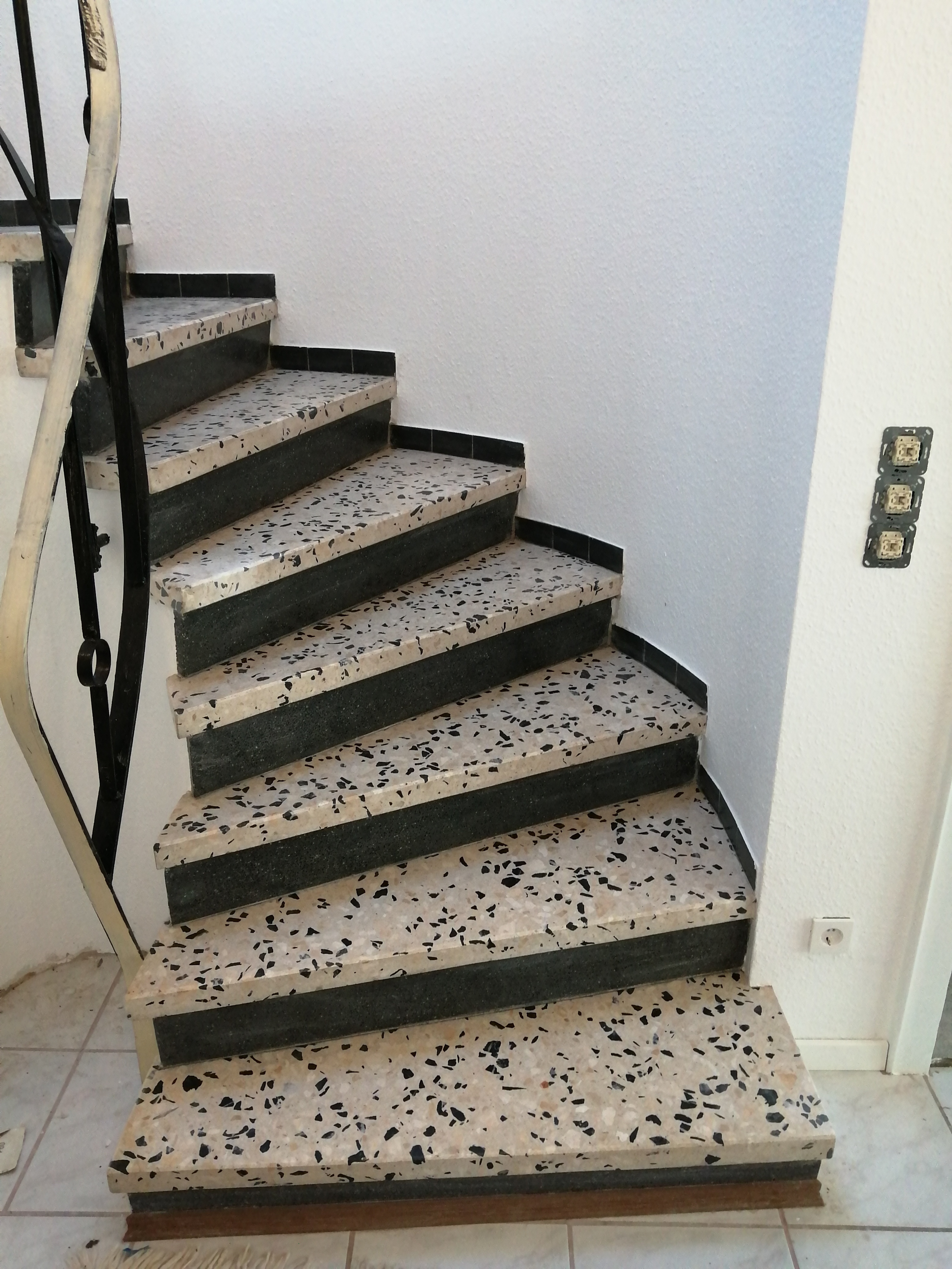 Möbelfolie Steintreppe Holz PZ Paleas